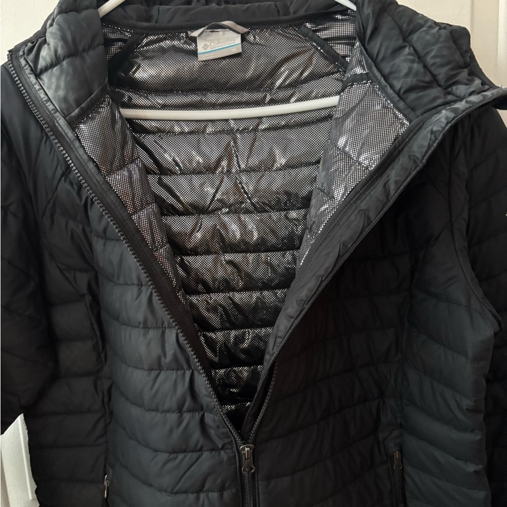 Columbia Women's Black Puffer Jacket